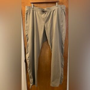 Kuhl tan active pants pull-on 2X regular